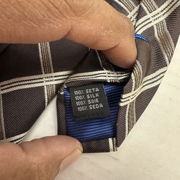 Bugatchi Men's Tie, 100% Silk Italy - Brown Grey Silver Geometric Stripe - Picture 7 of 9